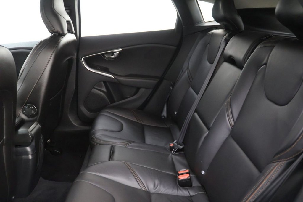 Used Volvo V40 2018 for sale - 77571888: Photo 18