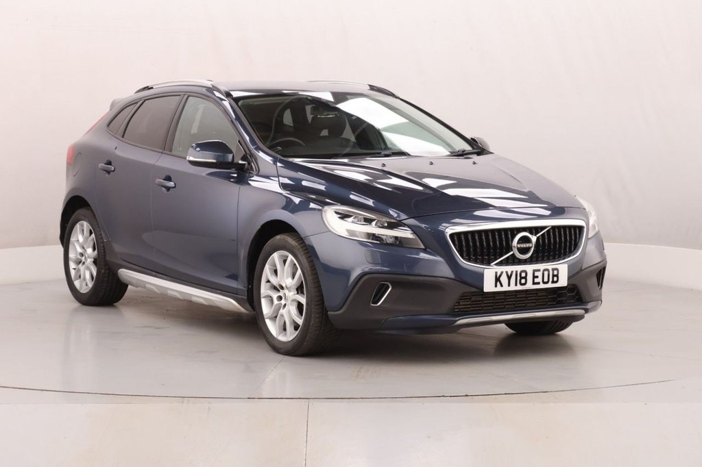 Used Volvo V40 2018 for sale - 77571888: Photo 2