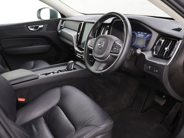 Used Volvo XC60 2020 for sale - 76255933: Photo 10