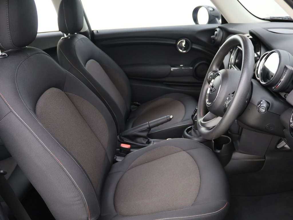 Used MINI Hatch 2019 for sale - 76552038: Photo 12