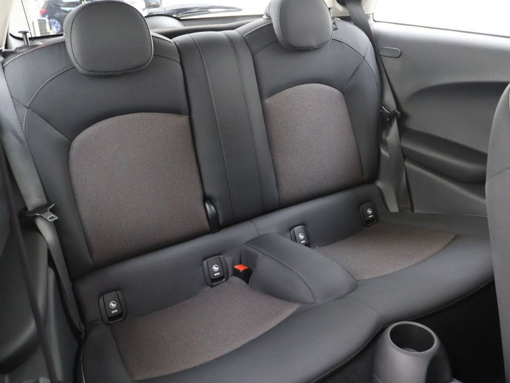 Used MINI Hatch 2019 for sale - 76552038: Photo 16