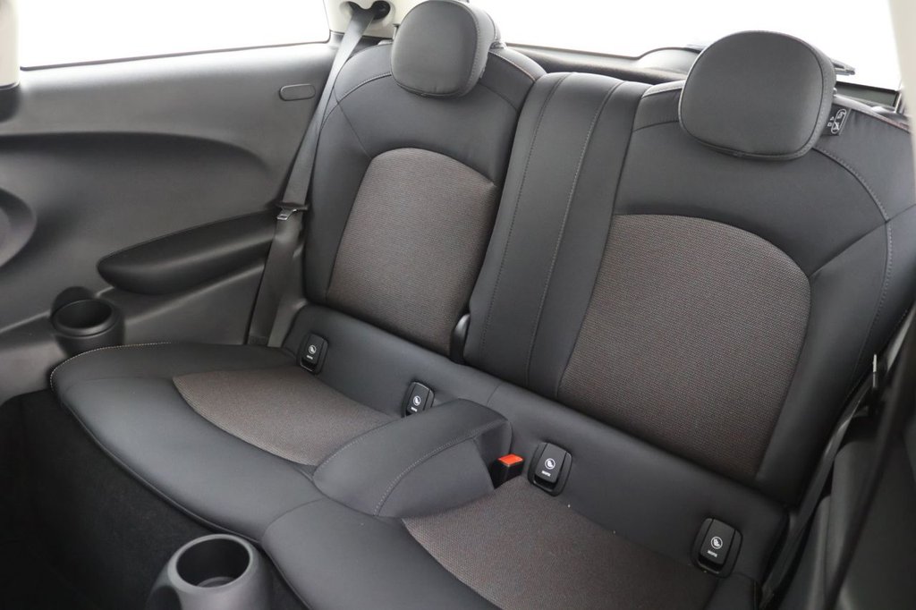 Used MINI Hatch 2019 for sale - 76552038: Photo 20