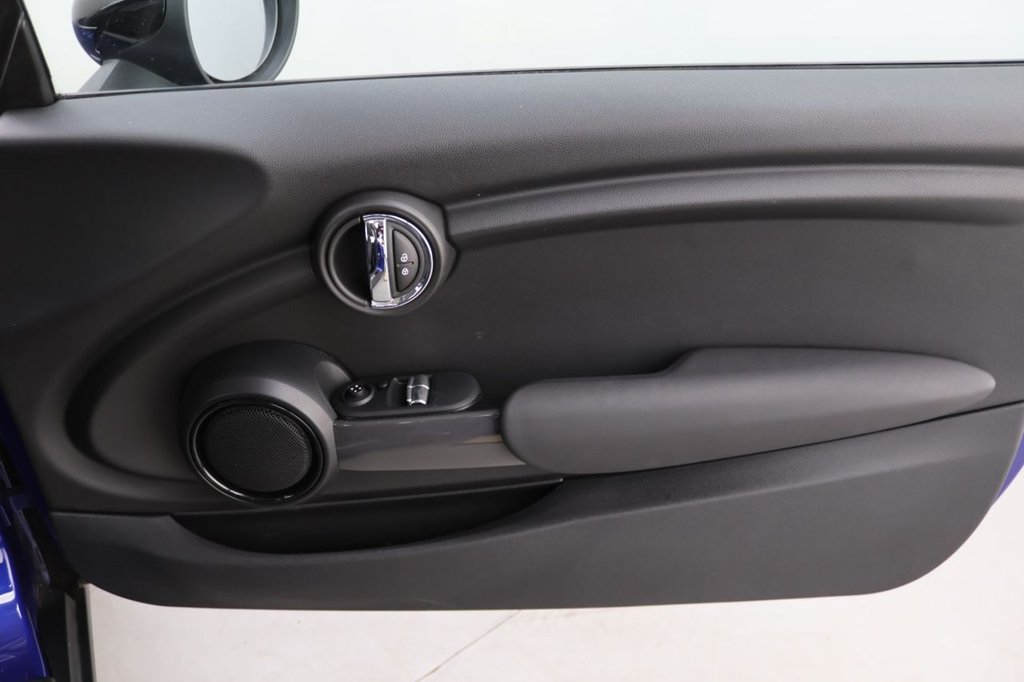 Used MINI Hatch 2019 for sale - 76552038: Photo 25