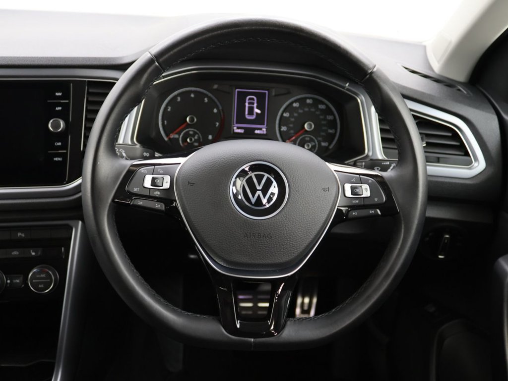 Used Volkswagen T-Roc 2022 for sale - 76665643: Photo 21