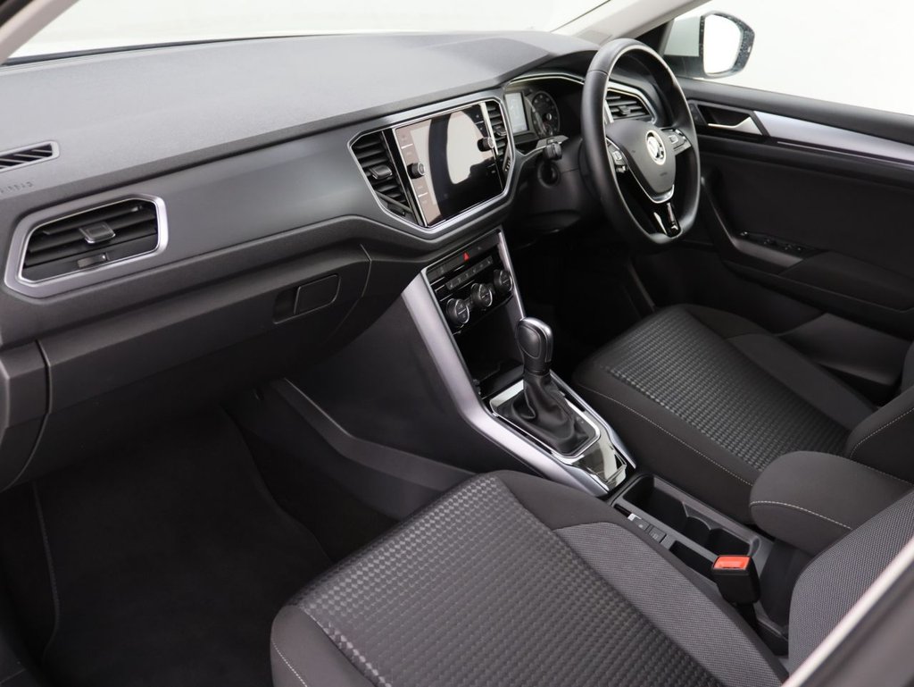 Used Volkswagen T-Roc 2022 for sale - 76665643: Photo 25