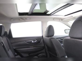 Used Nissan X-Trail 2018 for sale - 78500480: Photo