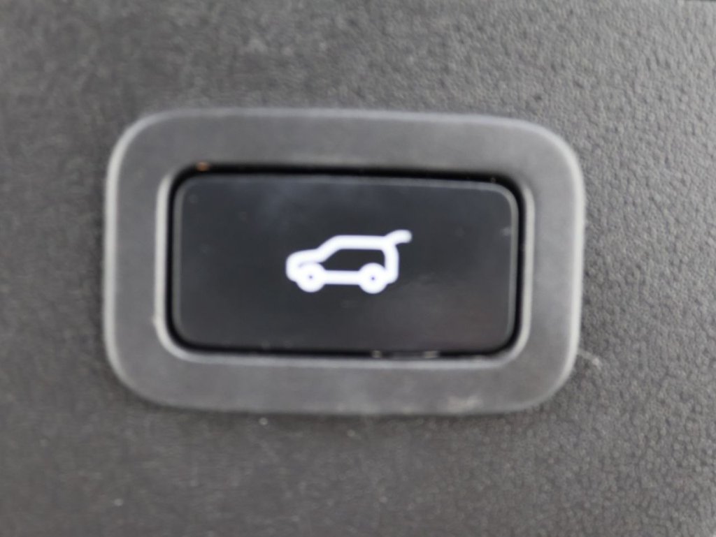 Used Jaguar E-Pace 2018 for sale - 76132354: Photo 27