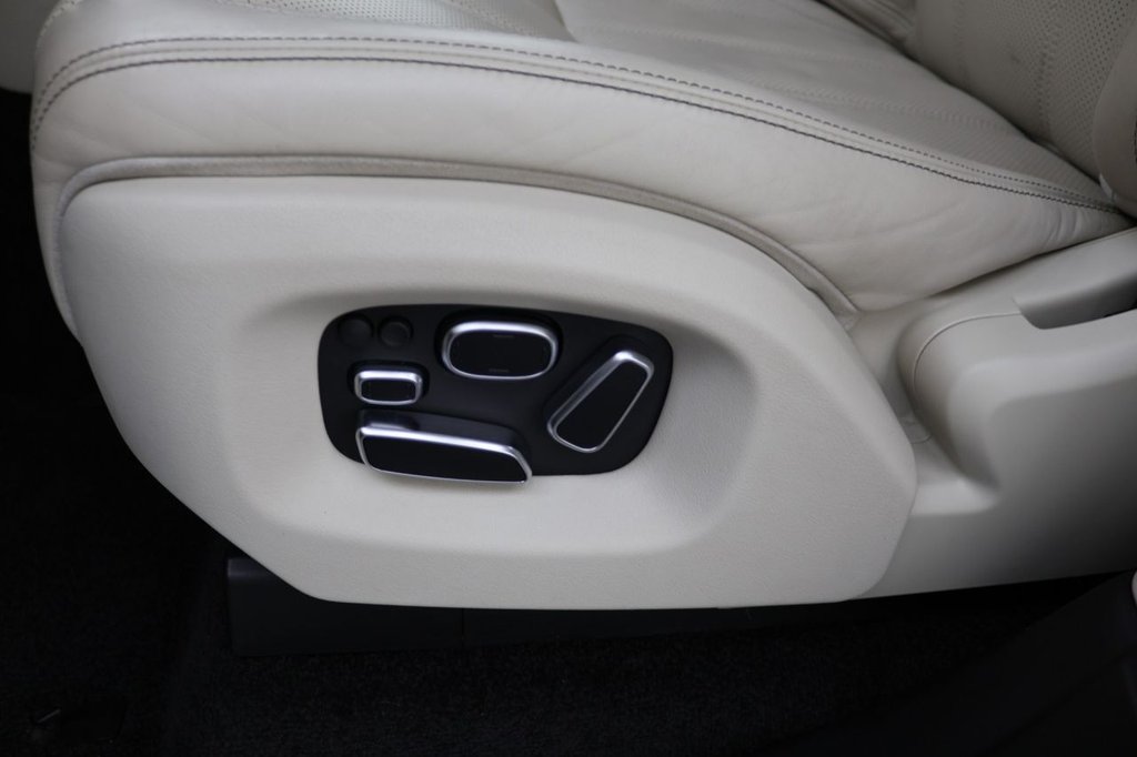Used Land Rover Range Rover 2015 for sale - 76147446: Photo 31