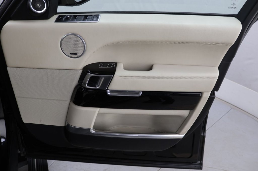 Used Land Rover Range Rover 2015 for sale - 76147446: Photo 39