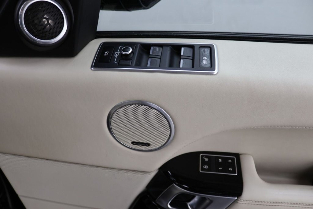 Used Land Rover Range Rover 2015 for sale - 76147446: Photo 40
