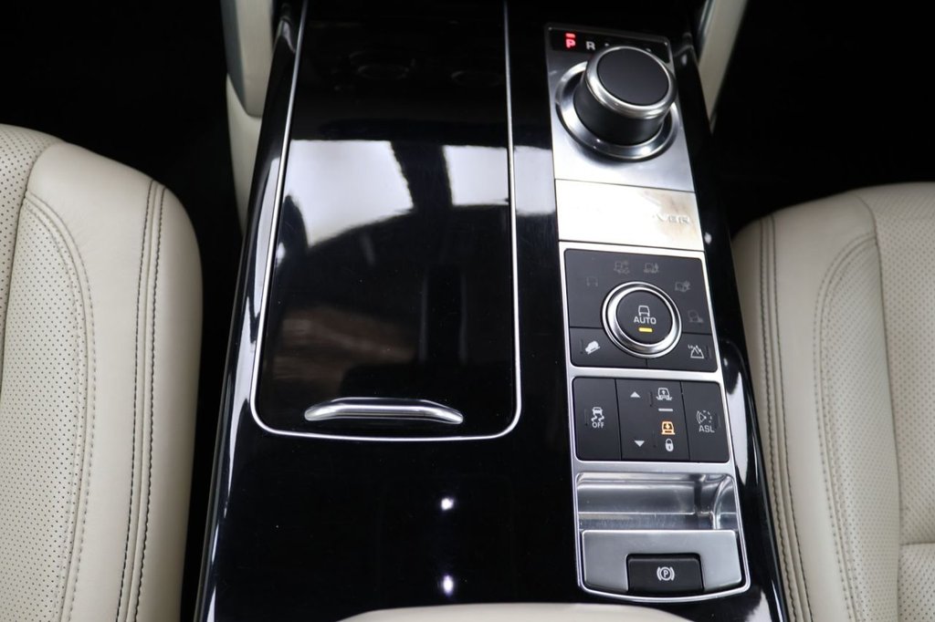 Used Land Rover Range Rover 2015 for sale - 76147446: Photo 41