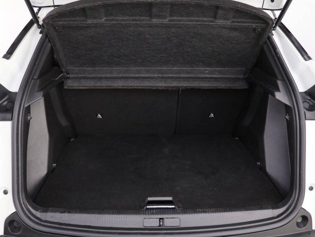 Used Peugeot 2008 2022 for sale - 76698149: Photo 27