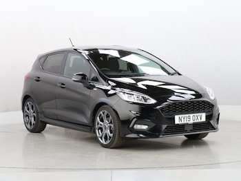 Used Ford Fiesta 2019 for sale - 76132333: Photo 2
