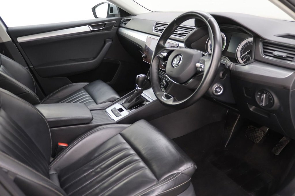 Used Skoda Superb 2021 for sale - 77981500: Photo 10