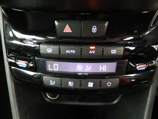 Used Peugeot 2008 2019 for sale - 76223165: Photo 17