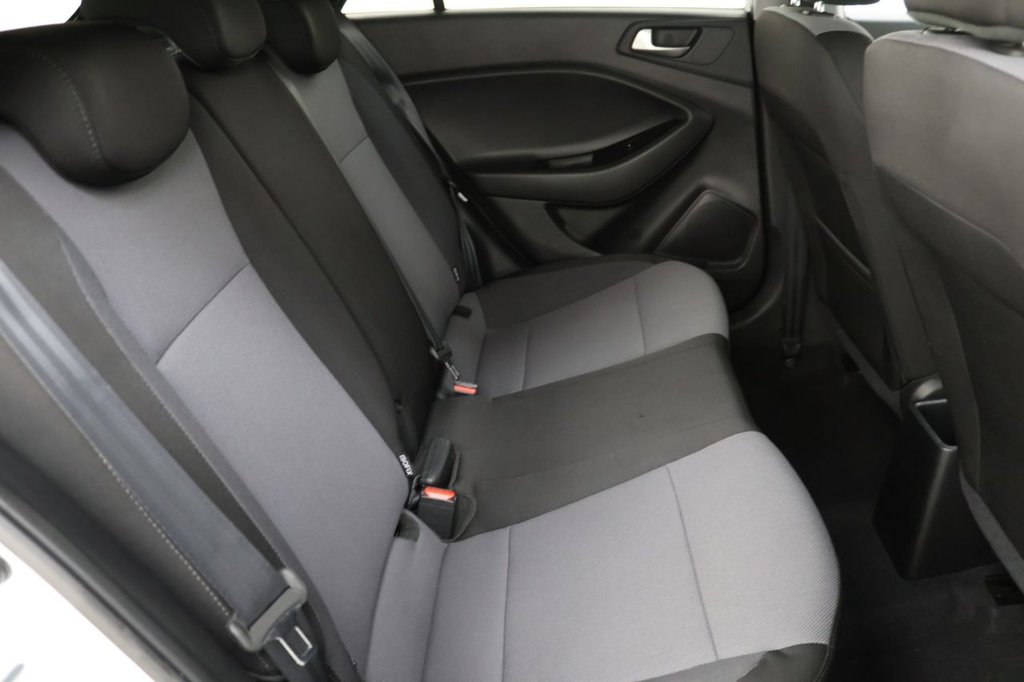 Used Hyundai i20 2019 for sale - 76185028: Photo 16