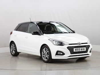 Used Hyundai i20 2019 for sale - 76185028: Photo