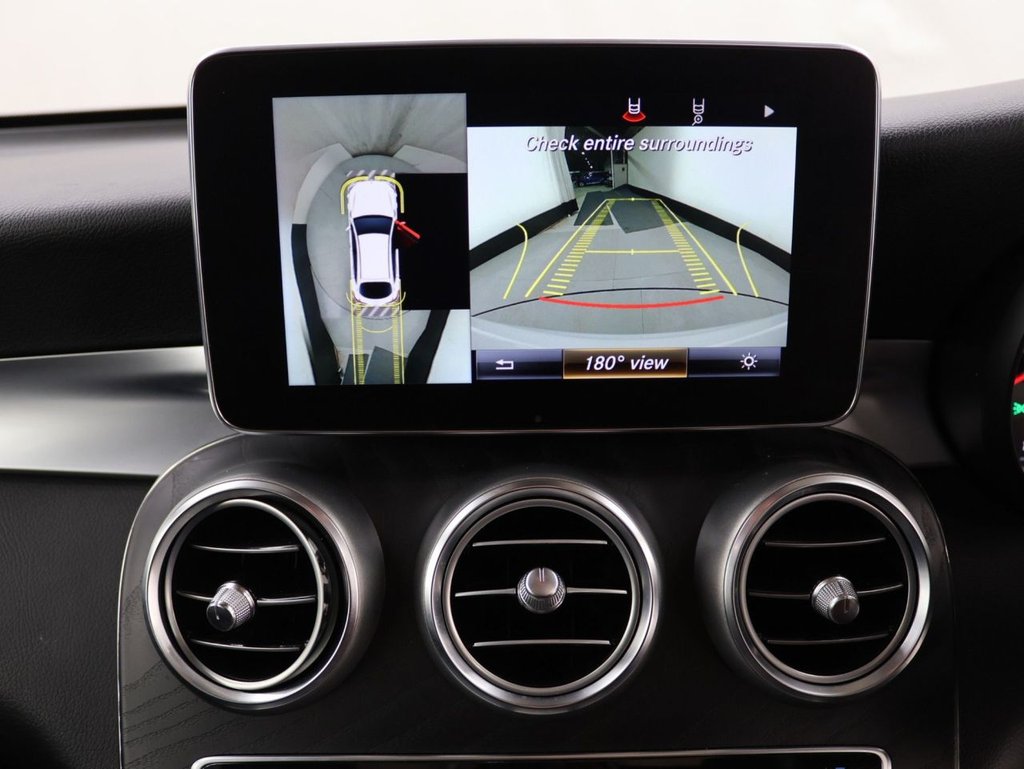 Used Mercedes-Benz GLC 2019 for sale - 76642203: Photo 15