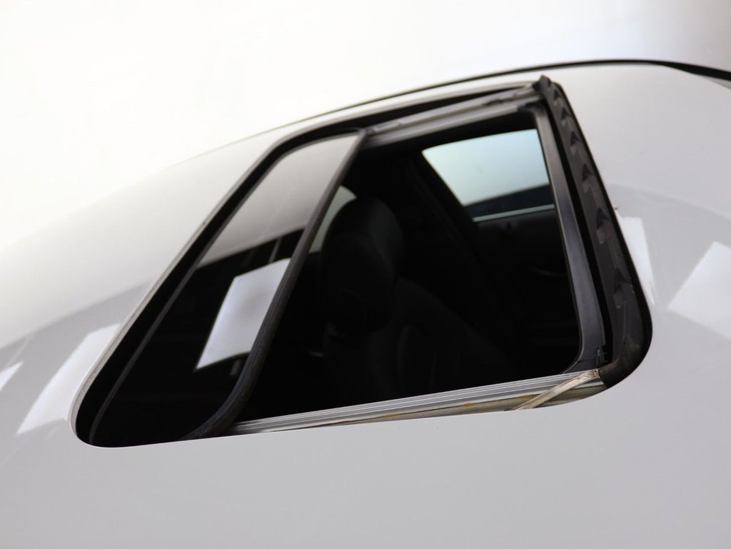 Used Mercedes-Benz GLC 2019 for sale - 76642203: Photo 18