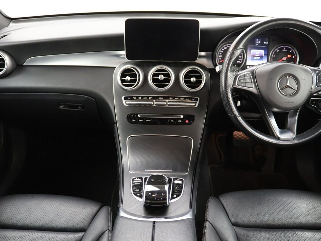 Used Mercedes-Benz GLC 2019 for sale - 76642203: Photo 20
