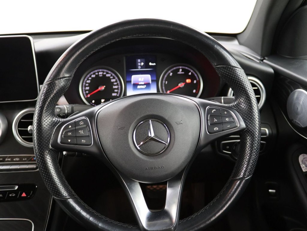 Used Mercedes-Benz GLC 2019 for sale - 76642203: Photo 21