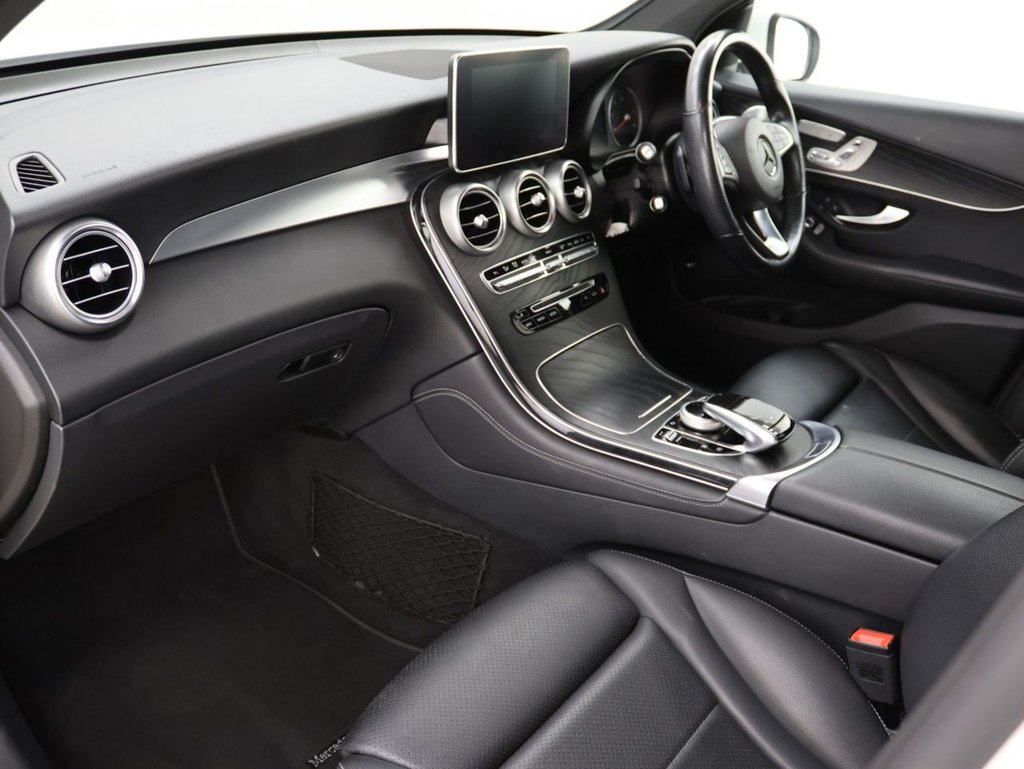 Used Mercedes-Benz GLC 2019 for sale - 76642203: Photo 24