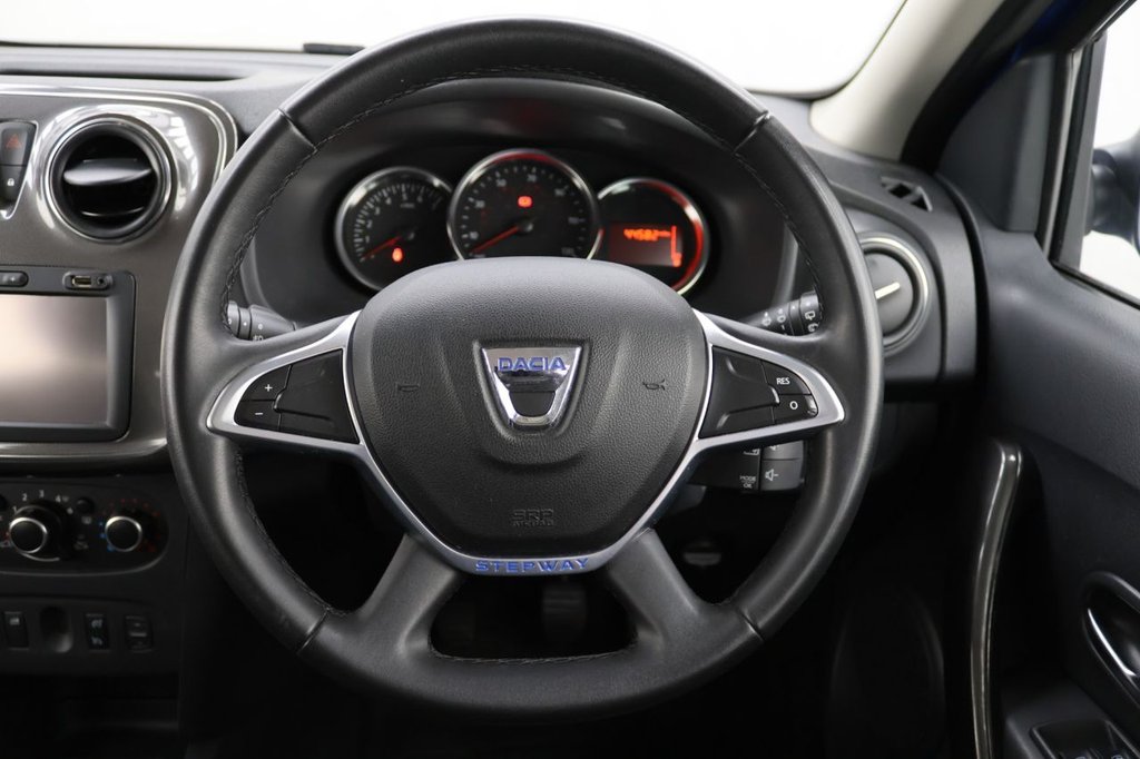 Used Dacia Sandero Stepway 2018 for sale - 76439321: Photo 20