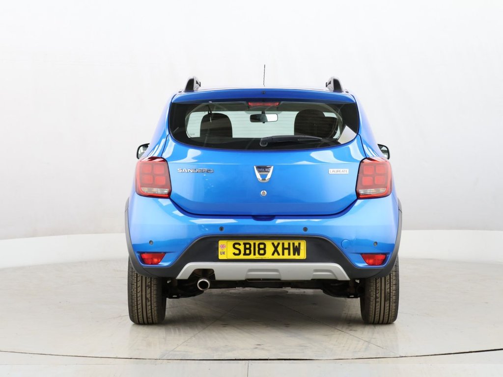 Used Dacia Sandero Stepway 2018 for sale - 76439321: Photo 9