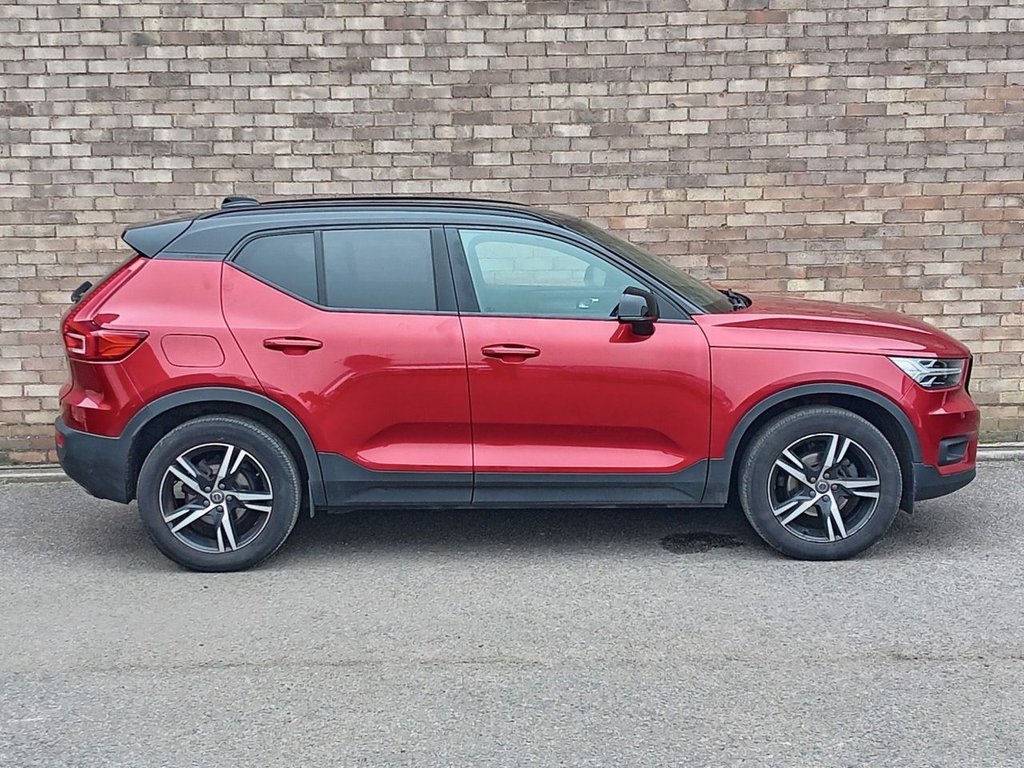 Used Volvo XC40 2019 for sale - 77792065: Photo 2