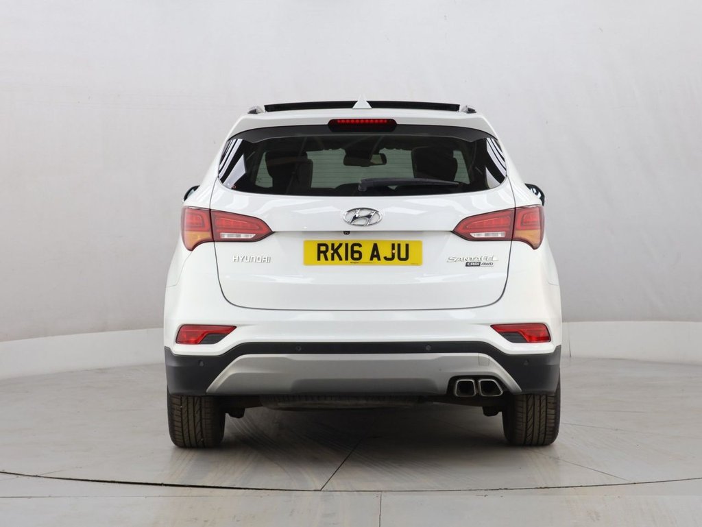 Used Hyundai Santa Fe 2016 for sale - 77520510: Photo 10