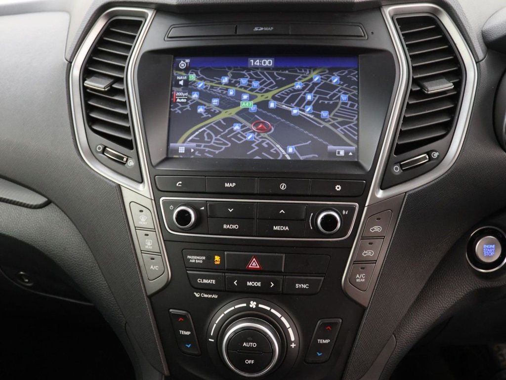 Used Hyundai Santa Fe 2016 for sale - 77520510: Photo 15