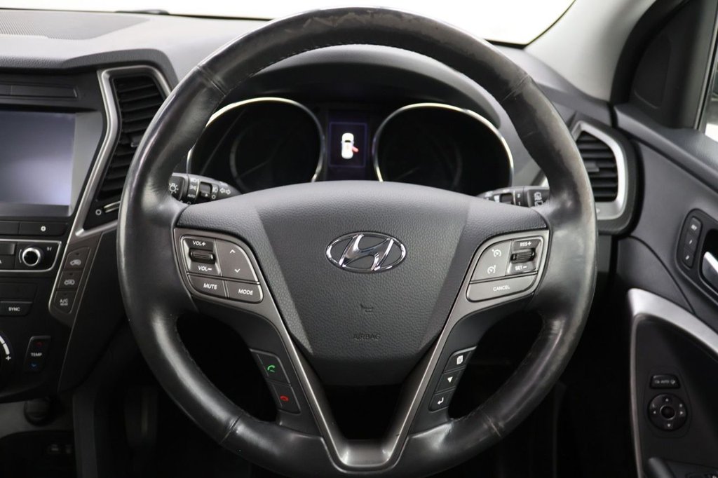 Used Hyundai Santa Fe 2016 for sale - 77520510: Photo 20