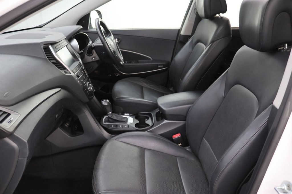 Used Hyundai Santa Fe 2016 for sale - 77520510: Photo 29