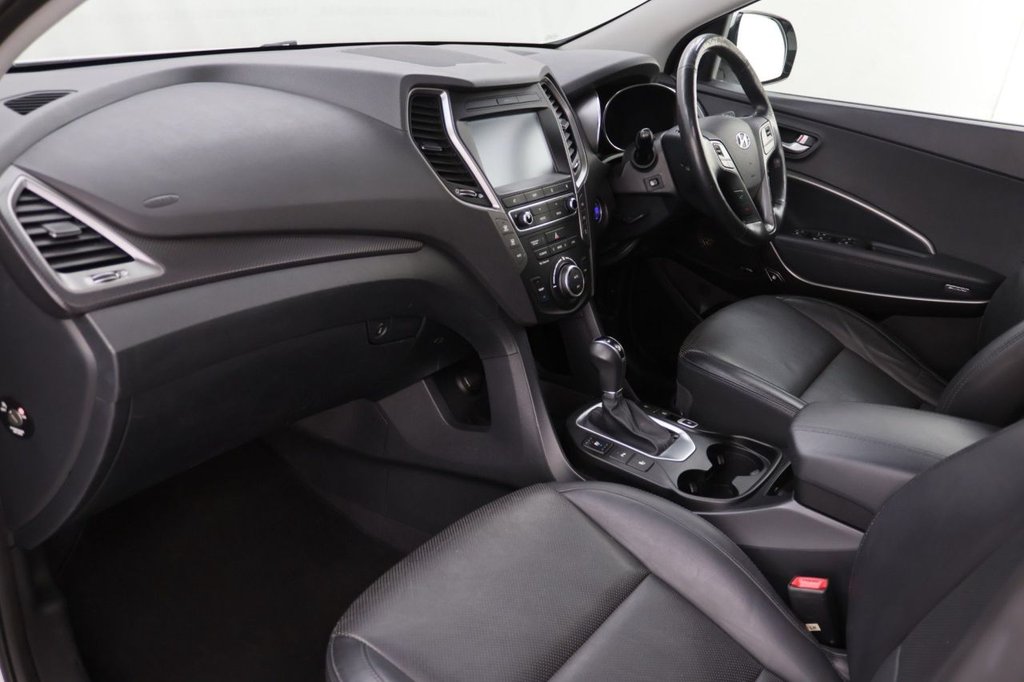 Used Hyundai Santa Fe 2016 for sale - 77520510: Photo 30