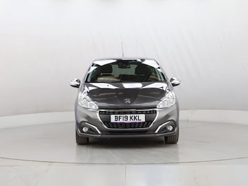 Used Peugeot 208 2019 for sale - 79323226: Photo