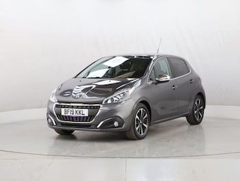 Used Peugeot 208 2019 for sale - 79323226: Photo
