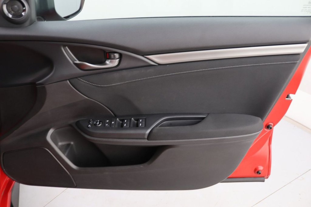 Used Honda Civic 2019 for sale - 77341598: Photo 26