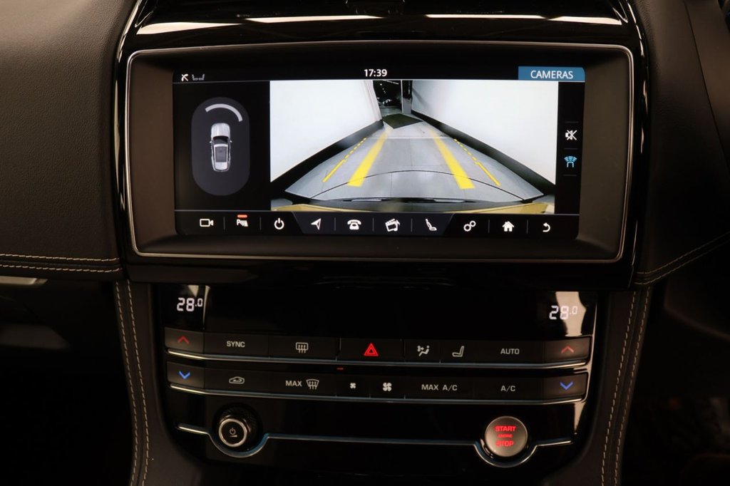 Used Jaguar F-Pace 2019 for sale - 76356268: Photo 15