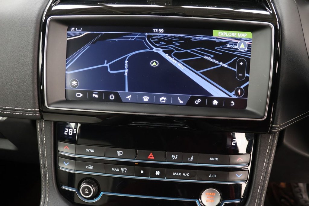 Used Jaguar F-Pace 2019 for sale - 76356268: Photo 16