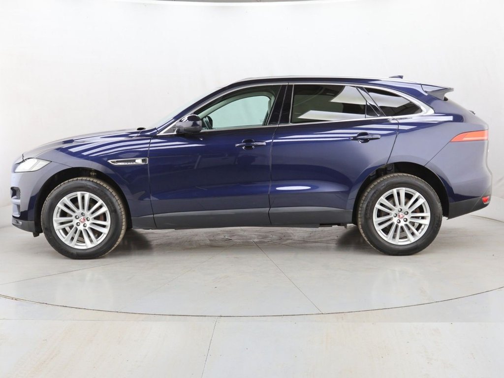 Used Jaguar F-Pace 2018 for sale - 76604391: Photo 6