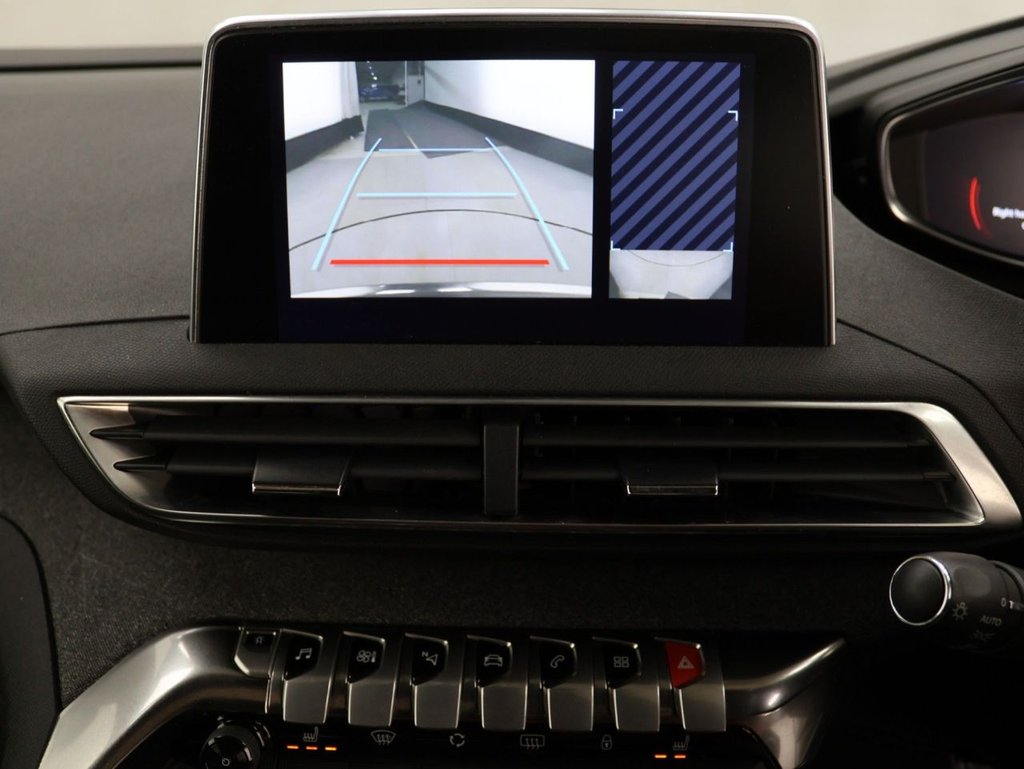 Used Peugeot 3008 2019 for sale - 76618019: Photo 16