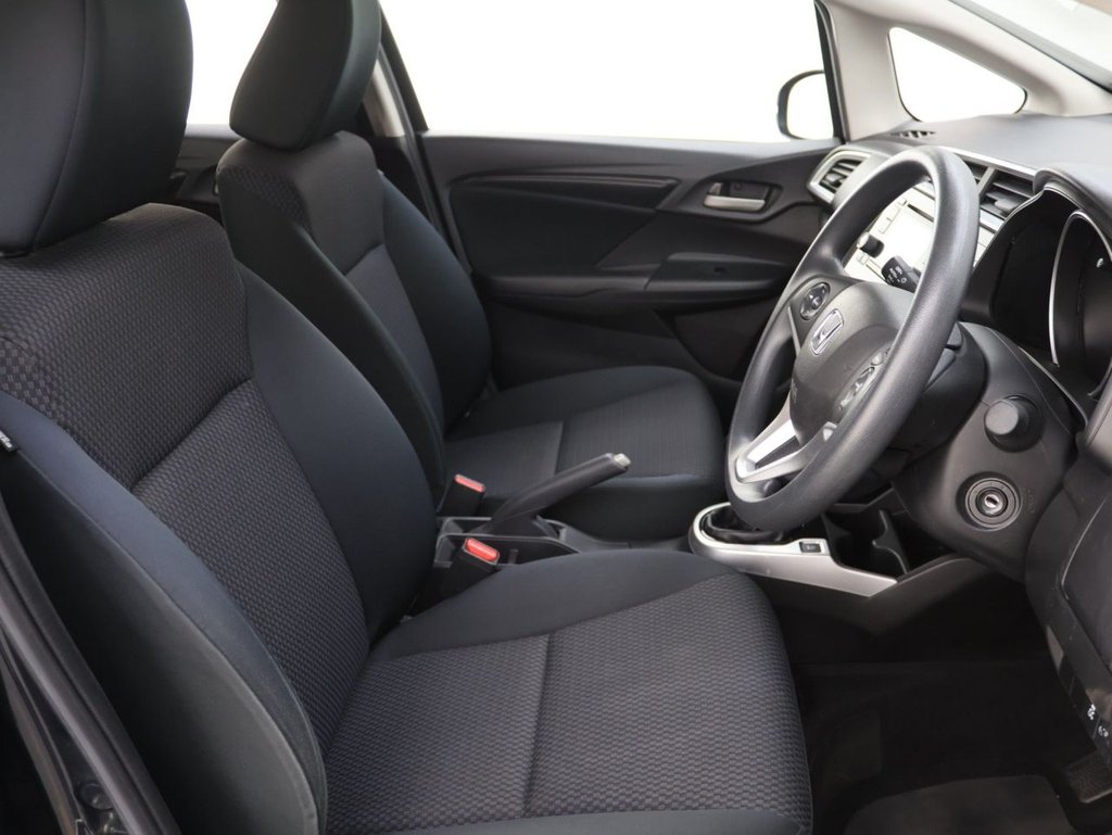 Used Honda Jazz 2019 for sale - 77919580: Photo 11