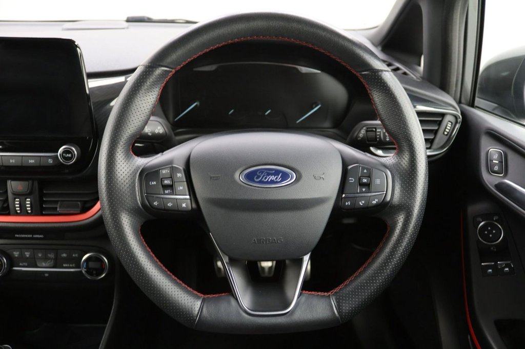 Used Ford Fiesta 2019 for sale - 76685904: Photo 19