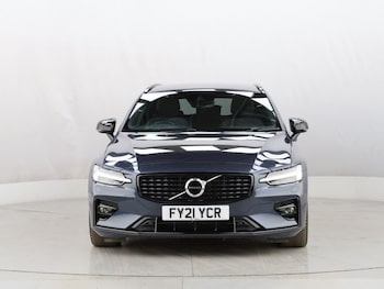 Used Volvo V60 2021 for sale - 75947732: Photo