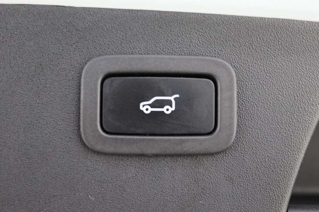 Used Jaguar E-Pace 2020 for sale - 77879639: Photo 27