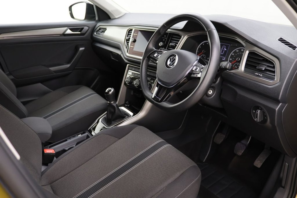Used Volkswagen T-Roc 2021 for sale - 76333191: Photo 10