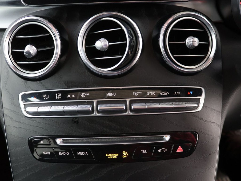 Used Mercedes-Benz GLC 2018 for sale - 77719618: Photo 14