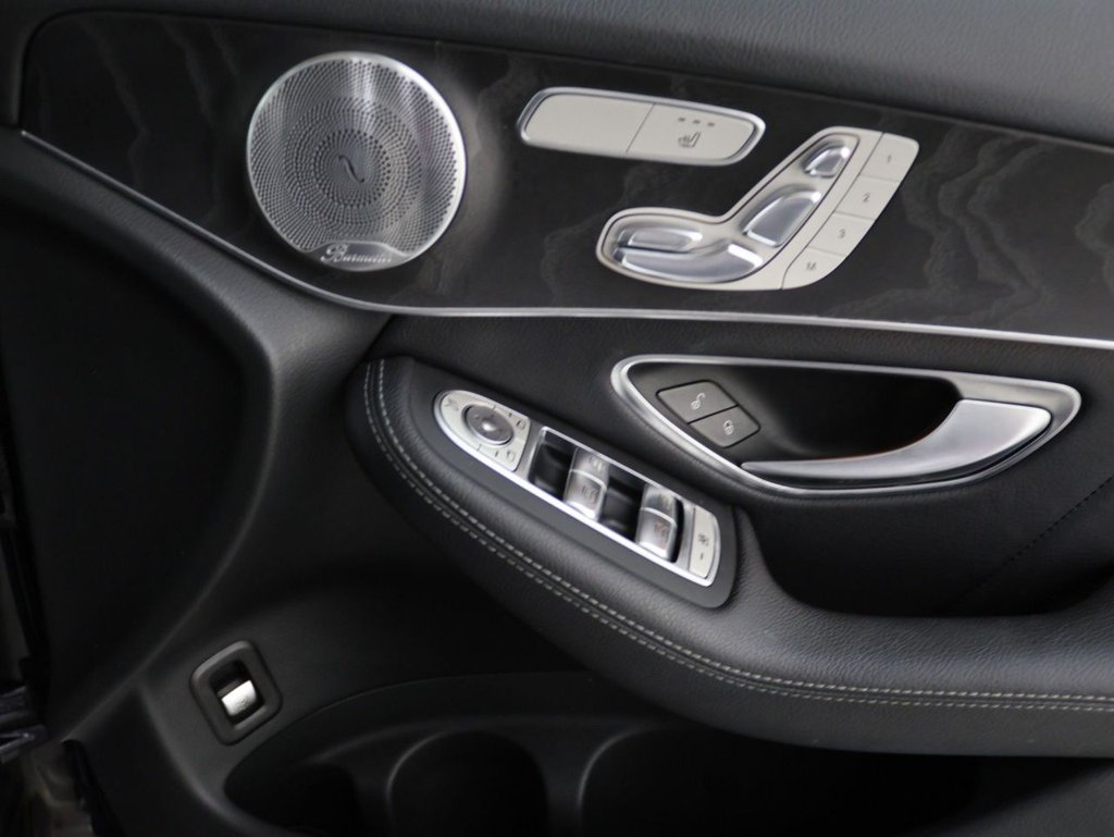 Used Mercedes-Benz GLC 2018 for sale - 77719618: Photo 30