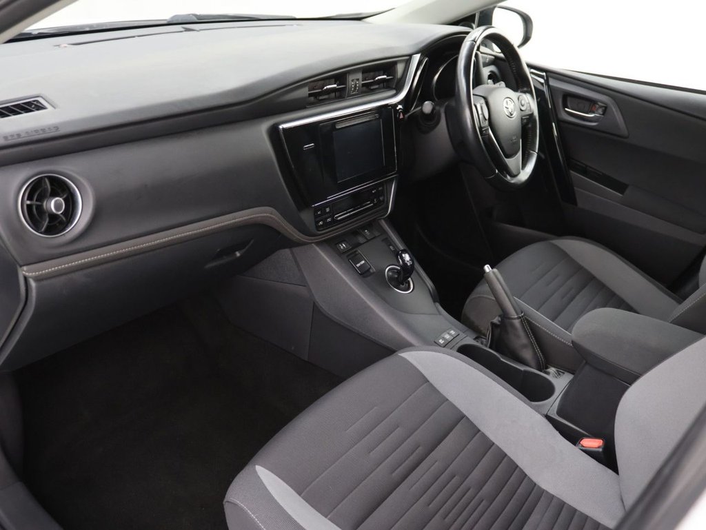 Used Toyota Auris 2018 for sale - 77806198: Photo 25