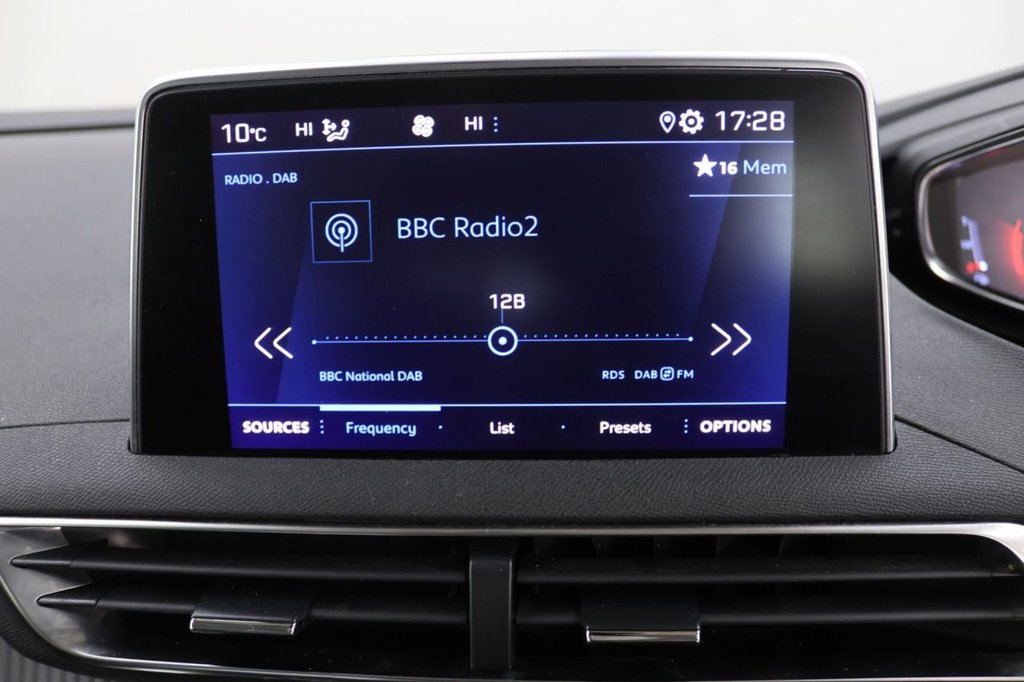 Used Peugeot 5008 2020 for sale - 77436367: Photo 14